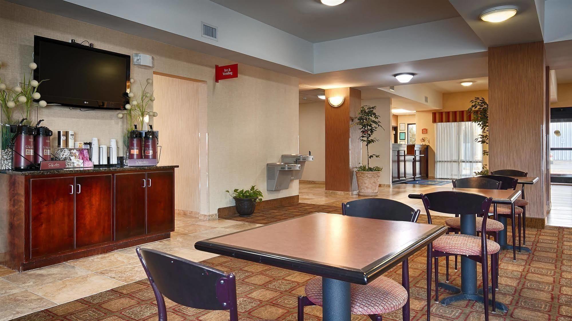 Days Inn By Wyndham Semmes Mobile Zewnętrze zdjęcie