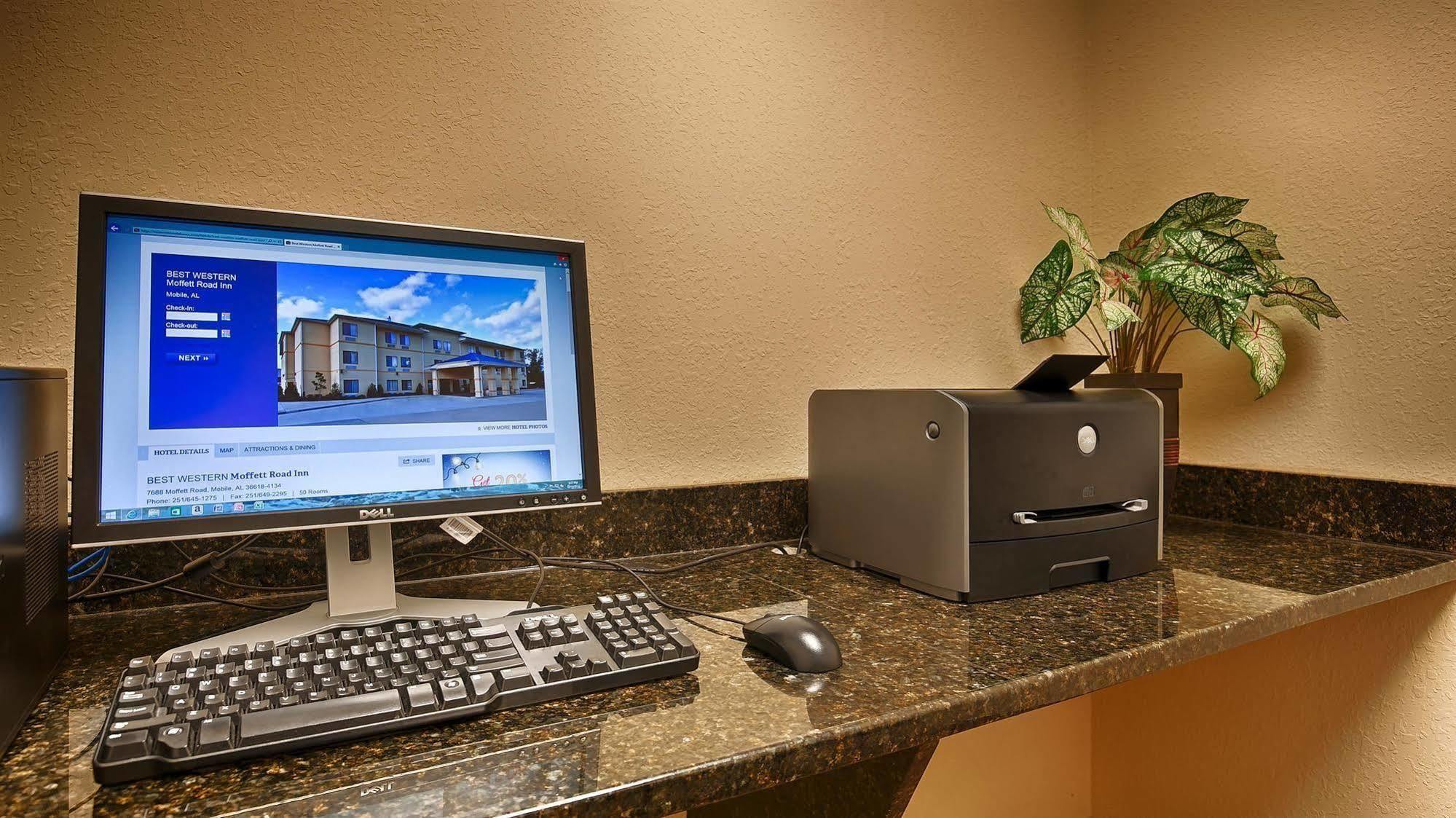 Days Inn By Wyndham Semmes Mobile Zewnętrze zdjęcie